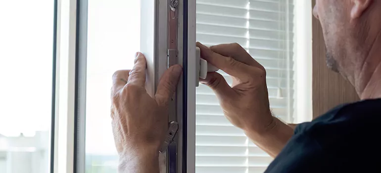 Custom Hopper Windows in Hunters Creek, FL